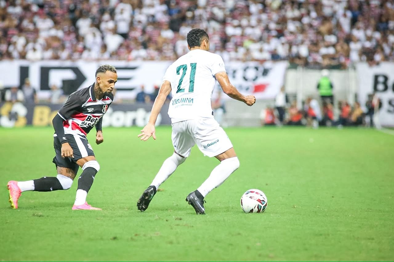 Escalação: Floresta deve repetir time contra o Santa Cruz