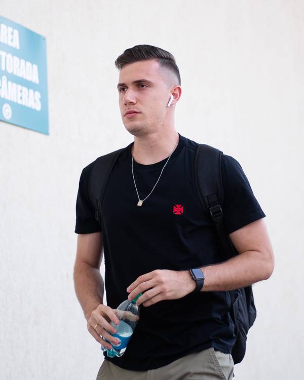 Corinthians activa a la Federación Brasileña para obtener 9 millones de reales brasileños del Vasco a cambio de Lucas Biton |  Corinto