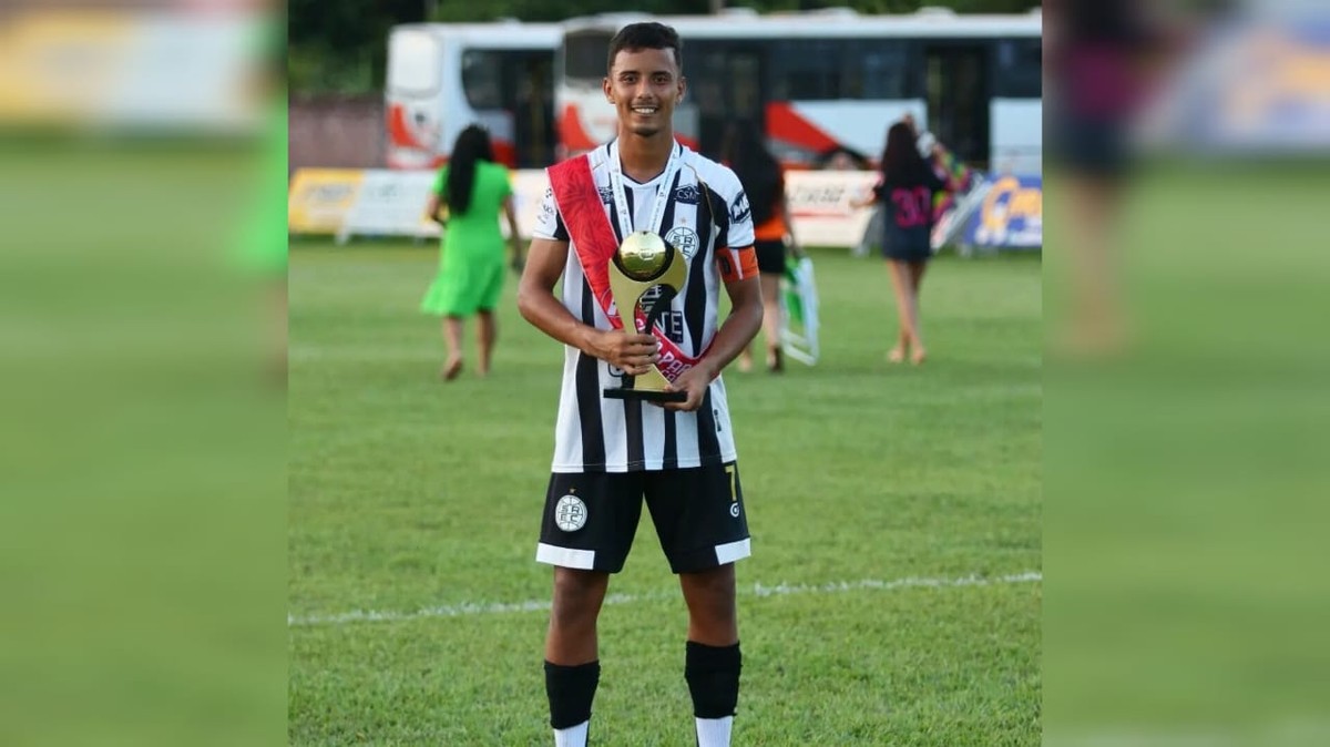 A uma semana da estreia, São Raimundo anuncia mais três jogadores para ...