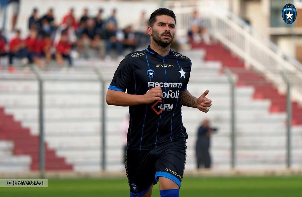 Ex-Cruzeiro, Gonzalo Latorre joga em liga regional na Itália — Foto: Divulgação/Bisceglie 1913