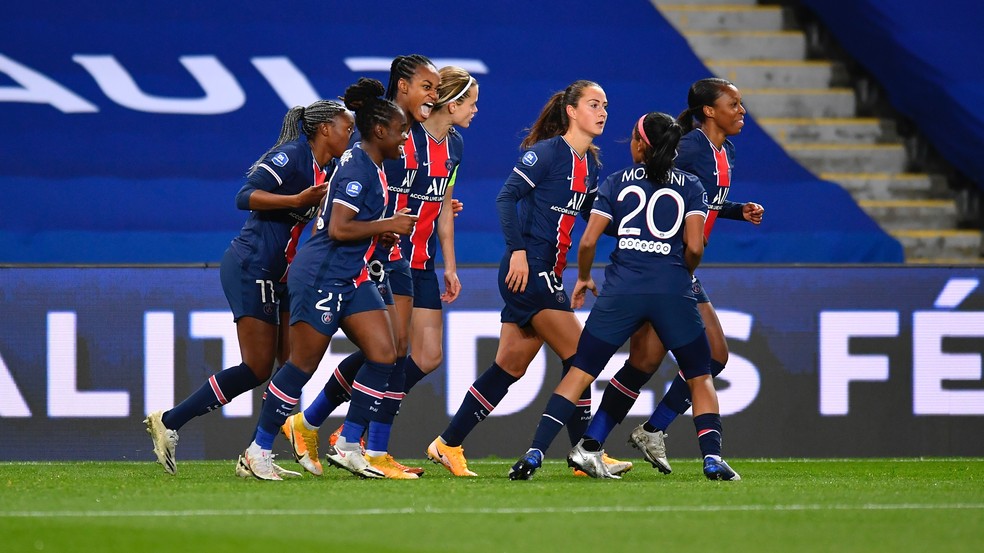 Jogo entre PSG e Reims no Francês Feminino é interrompido por