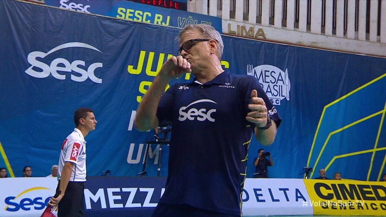 Eliminado da Superliga, Bernardinho se desculpa após chamar Tifanny de ...