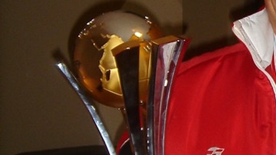 Tricolor provoca Palmeiras: "Para quem quiser conhecer a taça do Mundial, aqui temos três"  - Clube faz "convite" para visitantes conhecerem as dependências do Morumbis e salão de troféus após a queda do rival na Copa do Mundo de Clubes 