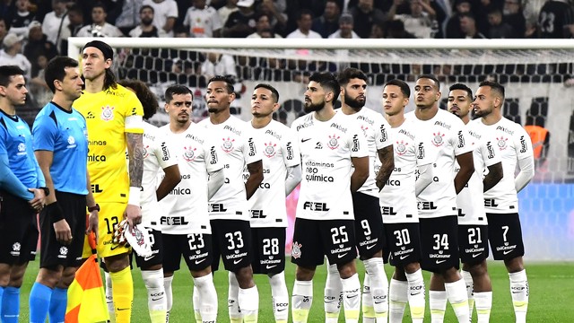 Time do Corinthians antes de jogo contra o Newell's Old Boys