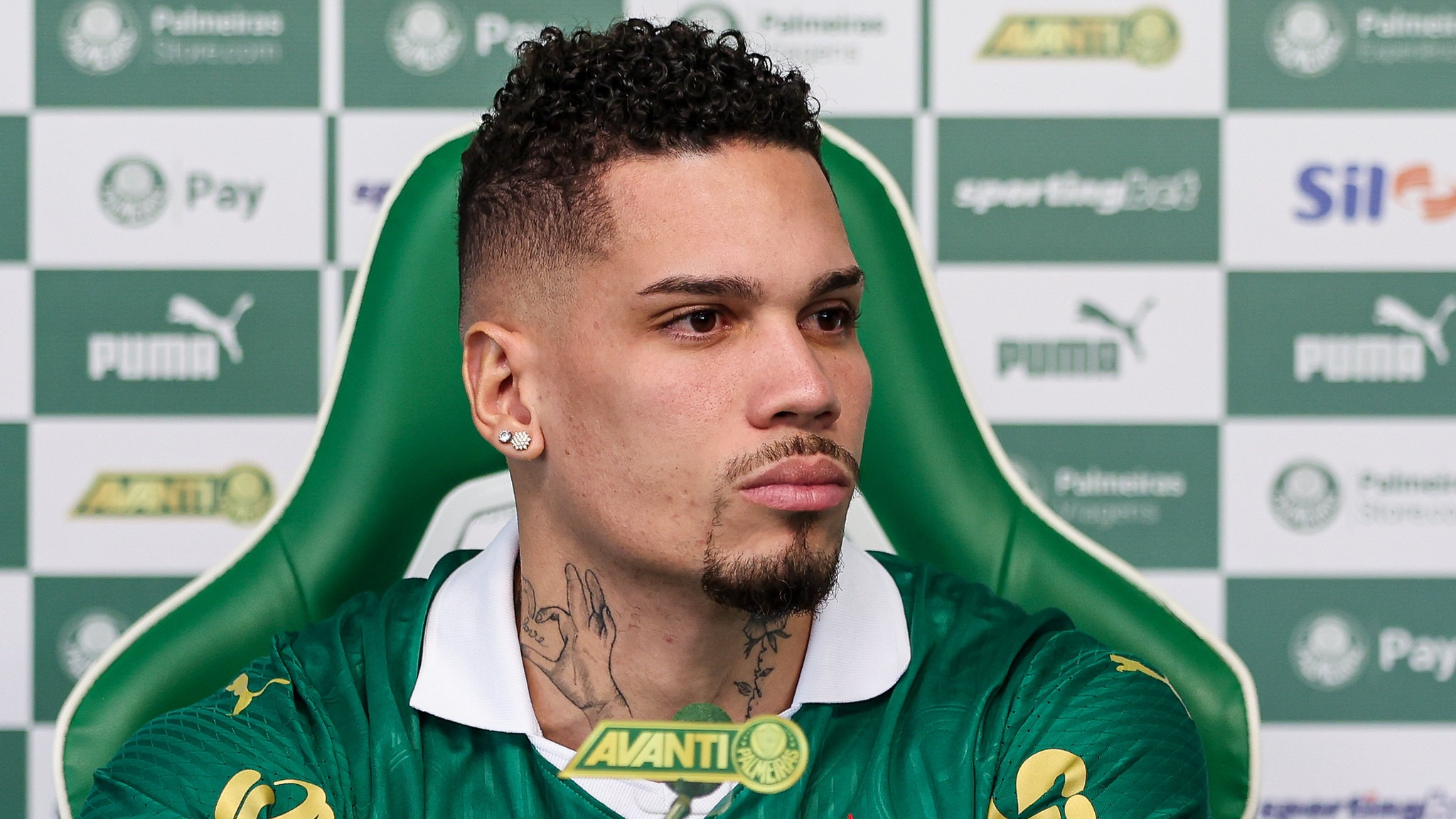 PAULINHO À DISPOSIÇÃO! Paulinho e Vitor Roque fortalecem opções do ataque do Palmeiras