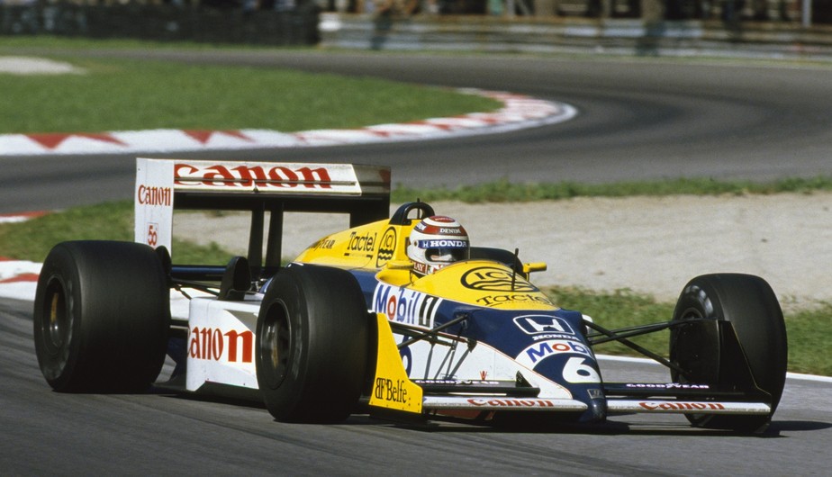 Piquet Jr. acelera em várias corridas com a Universal Soluções