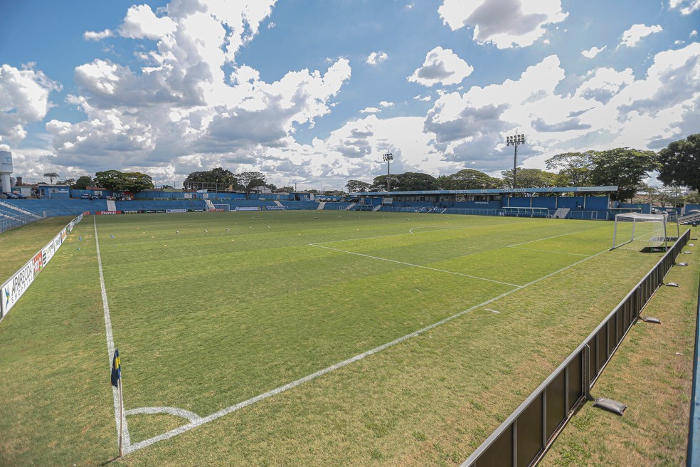 Estádio Aníbal Batista de Toledo, palco do jogo desta noite — Foto: Bruno Corsino