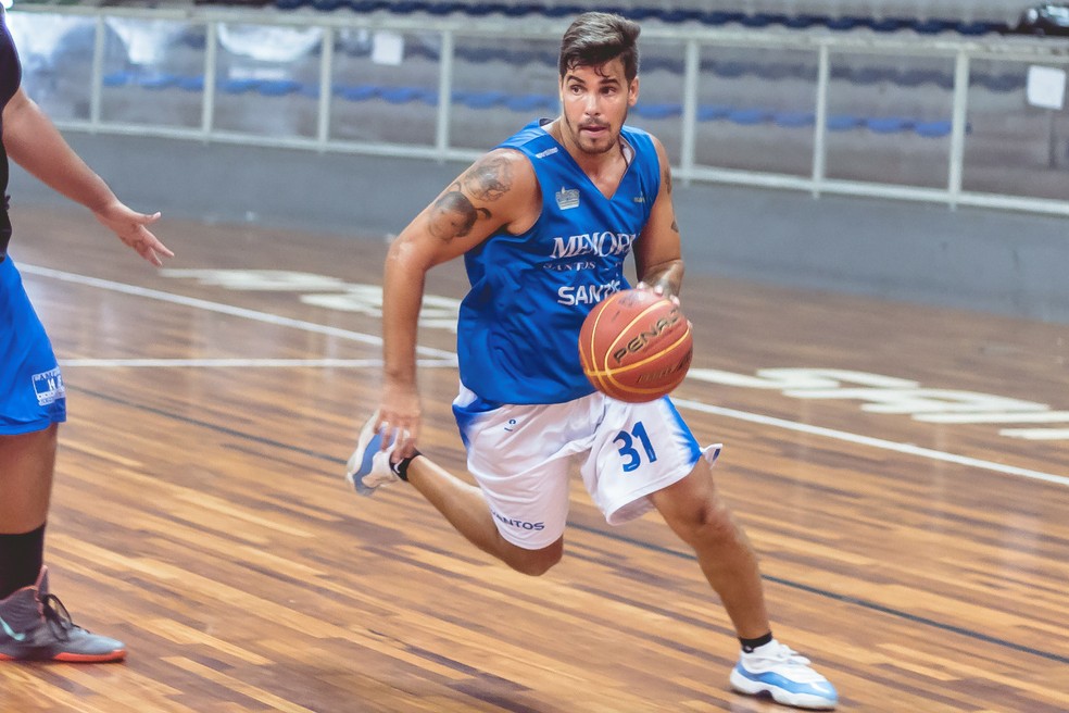 Equipe santista de basquete segue 100% no Campeonato Paulista da 1ª Divisão