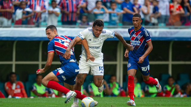 Bahia e Cruzeiro fizeram primeiro tempo disputado