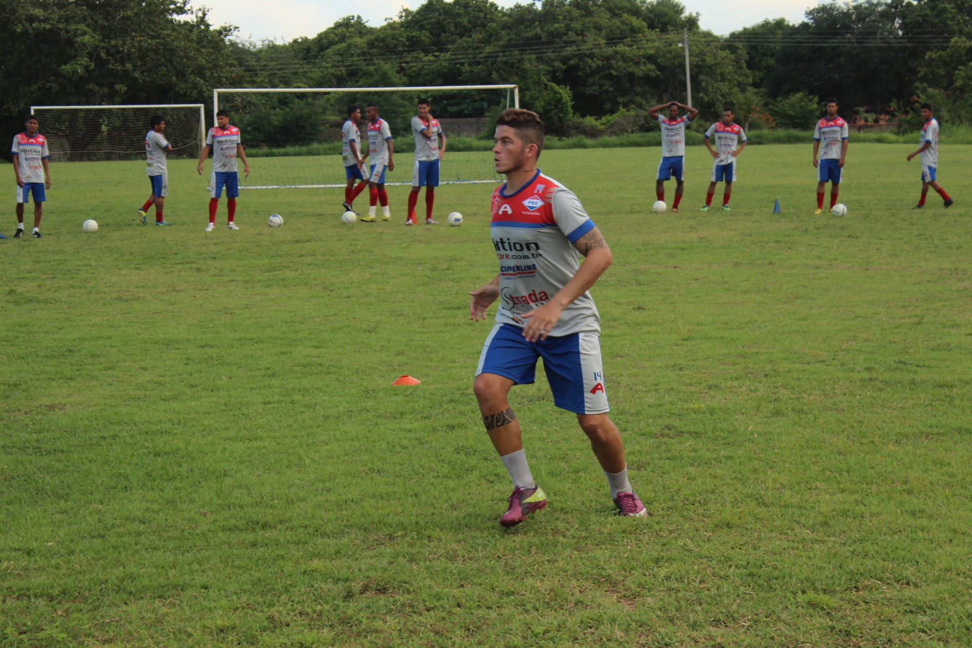 Único homem transexual no quadro da Ferj, Gabriel Borges conta experiências  como assistente de arbitragem, futebol