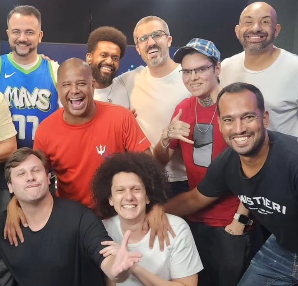 Roger na Rádio Transcontinental — Foto: Reprodução