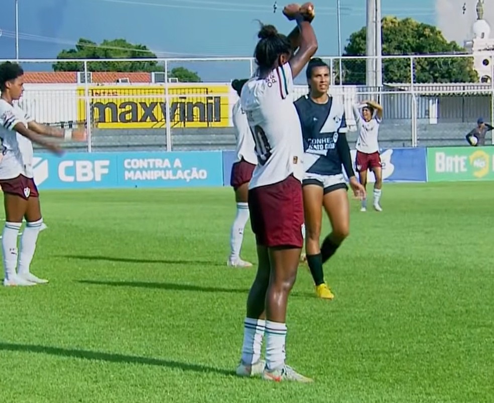 Racismo e homofobia marcam jogo do Fluminense no Brasileirão Feminino