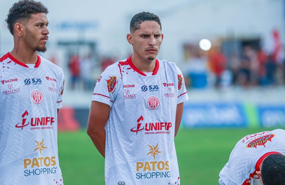 Guará no jogo do Esporte de Patos contra o Sousa — Foto: Éder Souza