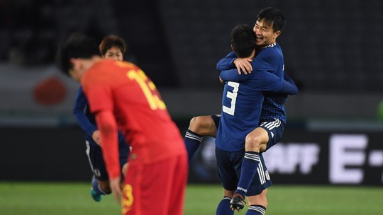 Japão bate China com gol do meio da rua e joga por empate para faturar Copa E-1