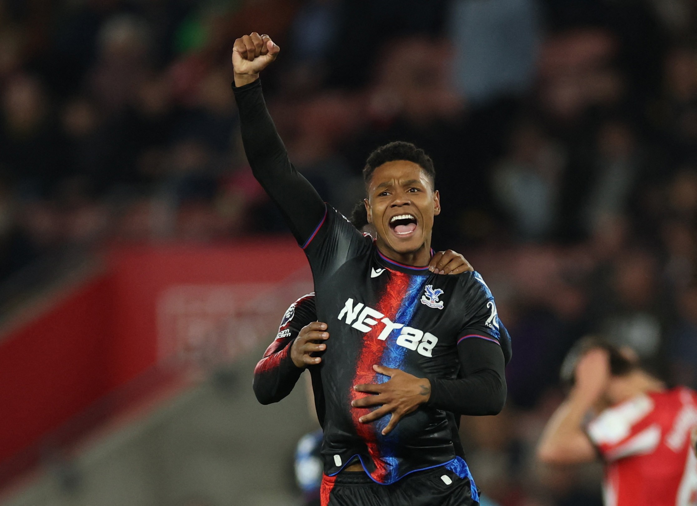 Vasco encaminha contratação de Matheus França, do Crystal Palace