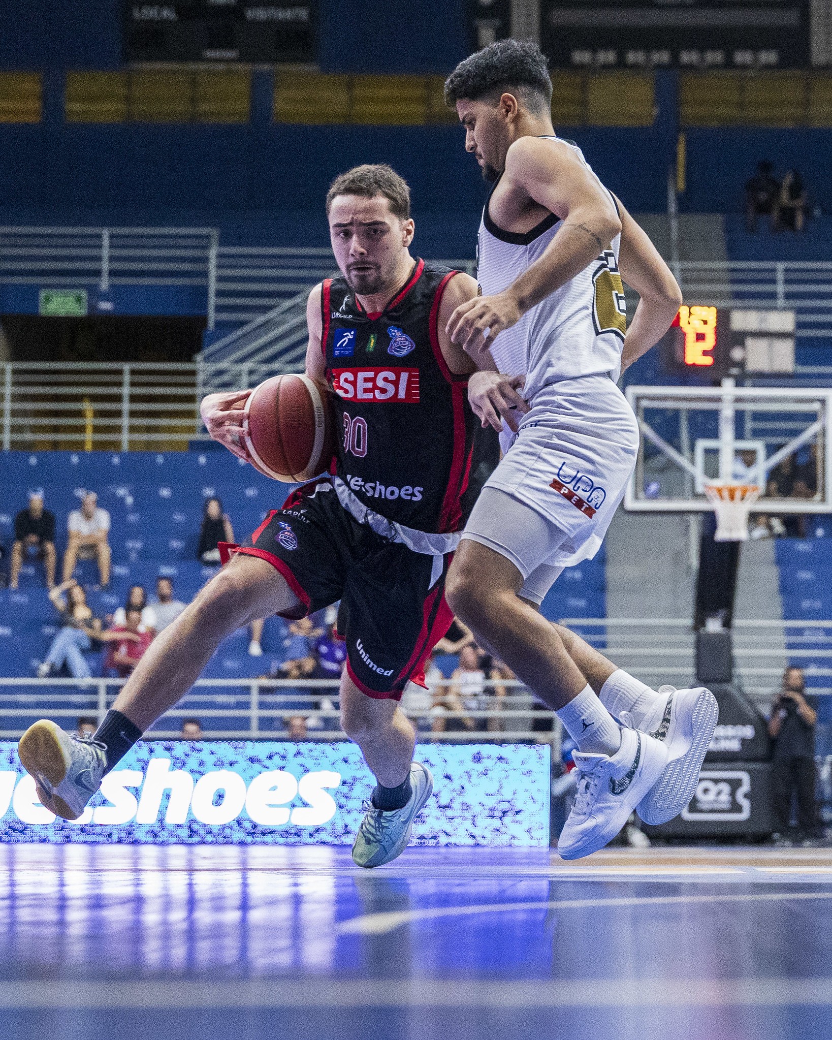 Helinho elogia base do Franca em vitória contra Botafogo nas oitavas do NBB