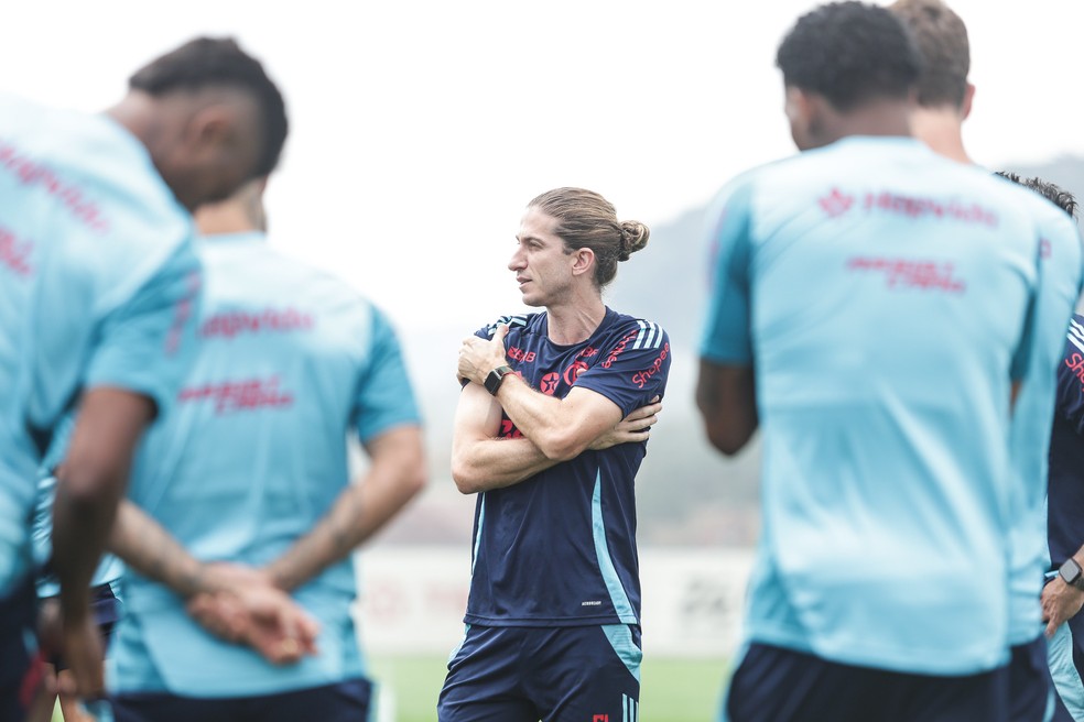 Filipe Lu�s em treino do Flamengo � Foto: Gilvan de Souza / Flamengo