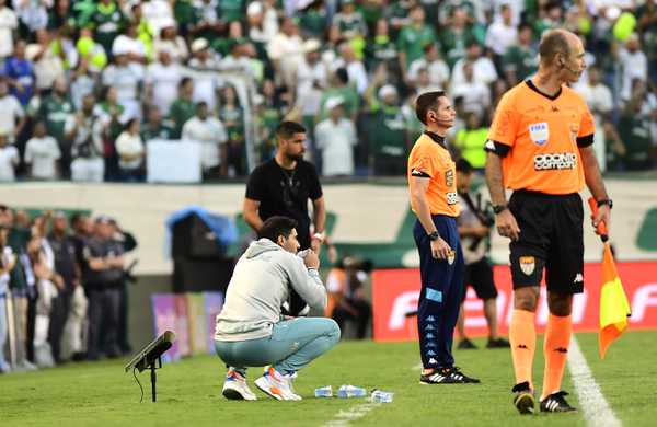 Desatenções individuais comprometem desempenho do Palmeiras em jogos decisivos de 2024