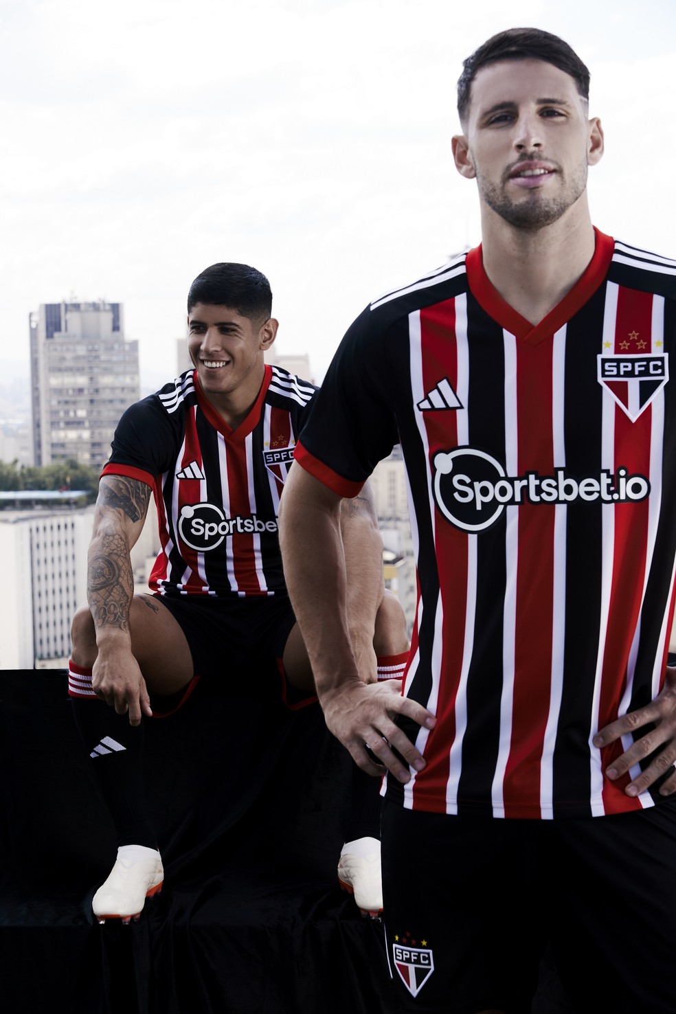 São Paulo lança segundo uniforme para a temporada 2023; veja fotos, são  paulo