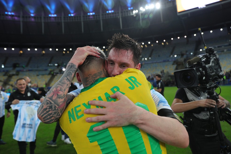 Neymar e Messi após a final da Copa América — Foto: Getty Images