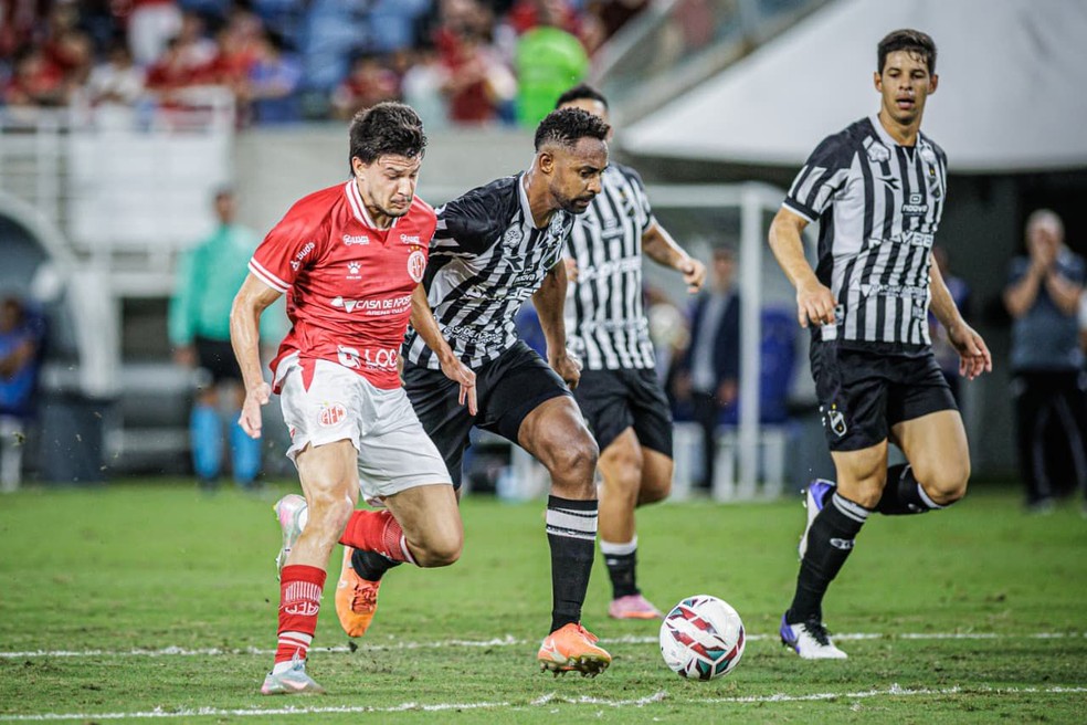 ABC e Am&eacute;rica-RN v&atilde;o se enfrentar pela sexta vez no ano &mdash; Foto: Gabriel Leite/Am&eacute;rica FC