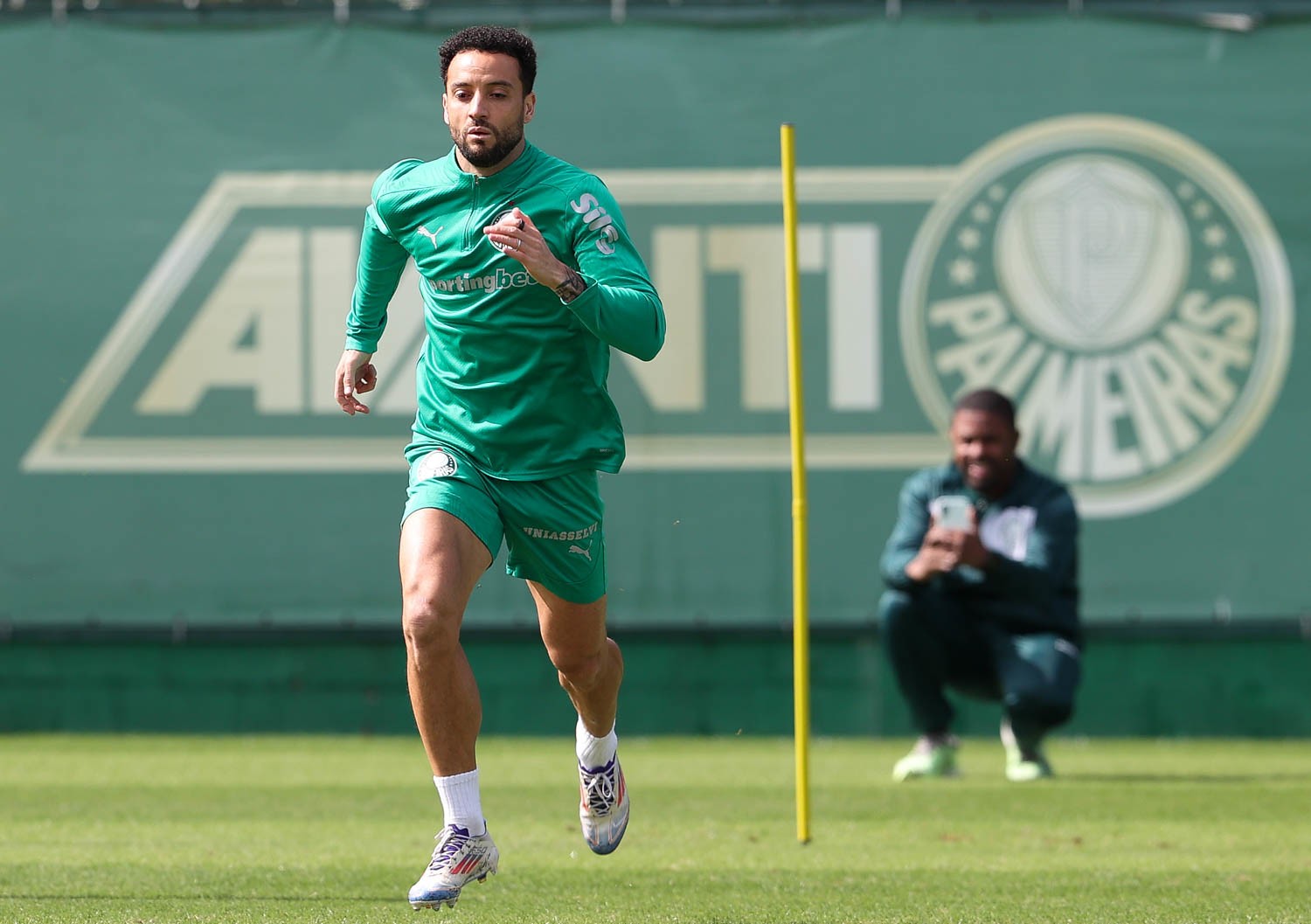 Felipe Anderson busca protagonismo em seu primeiro ano no Palmeiras