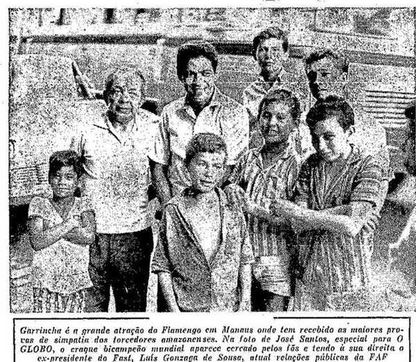 Taças e gols de Garrincha e Zé Carlos celebram vínculo histórico entre Flamengo e Manaus