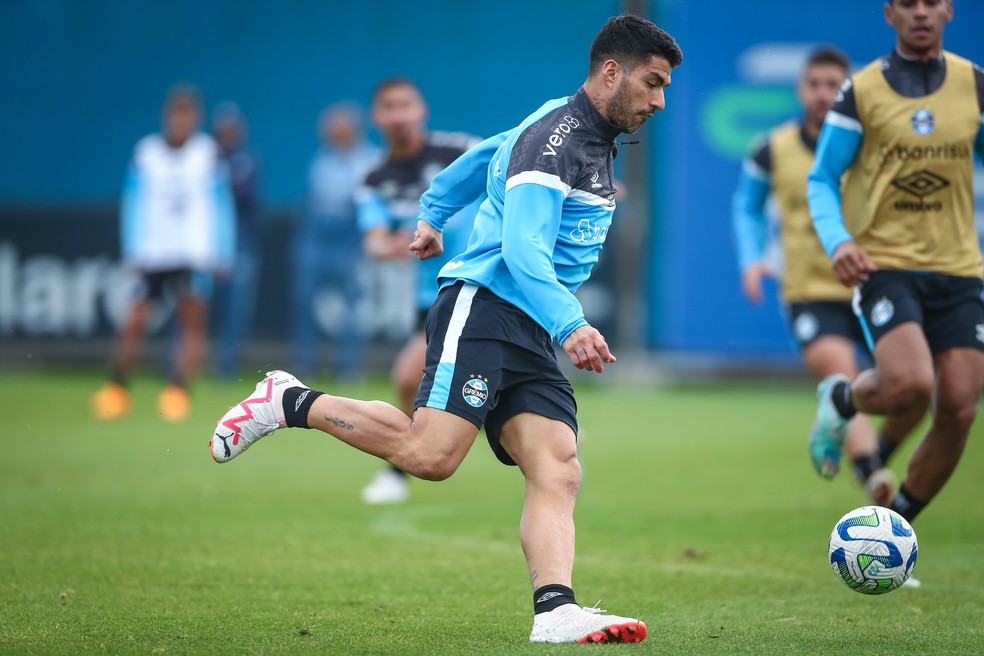 Suárez tem futuro indefinido no Grêmio — Foto: Lucas Uebel/Divulgação Grêmio