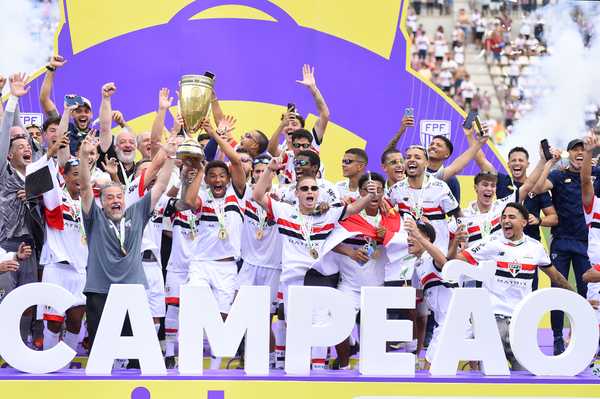 Zubeldía considera quarteto campeão da Copinha do São Paulo para o time profissional