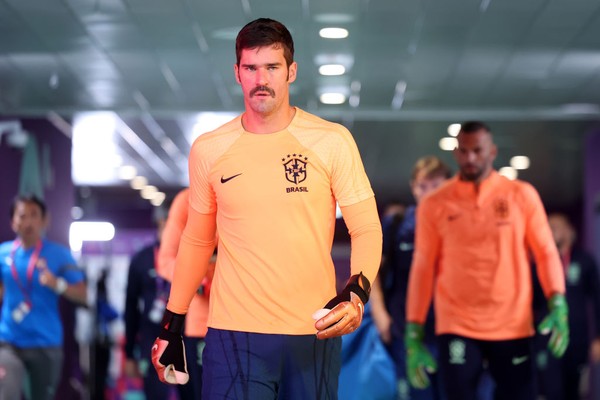 Inspirado em Alisson, goleiro dedica vitória na Série B do Italiano para o  camisa 1 da Seleção - Lance!