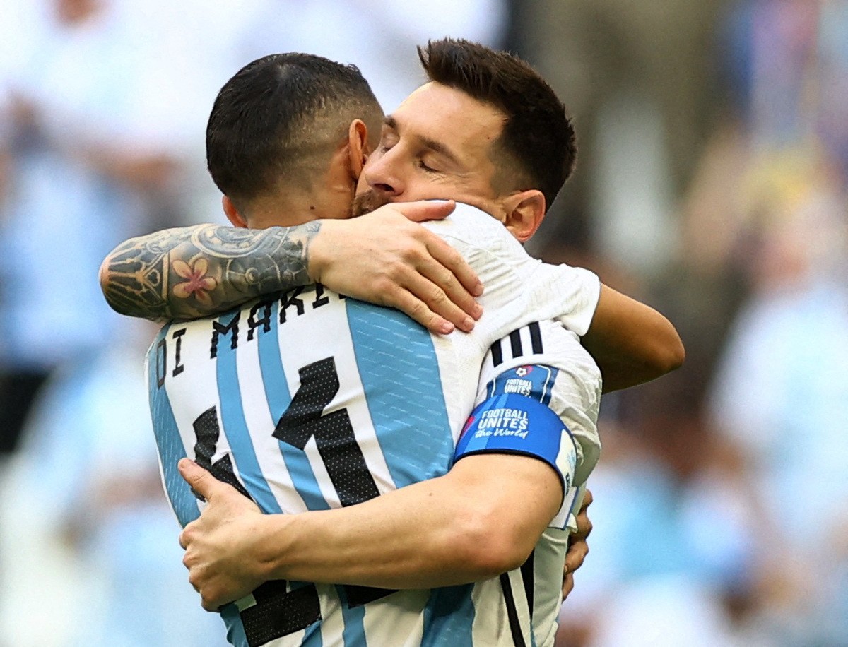 Di María apoia jogadores da Argentina após vice na Copa do Mundo: "São lendas"