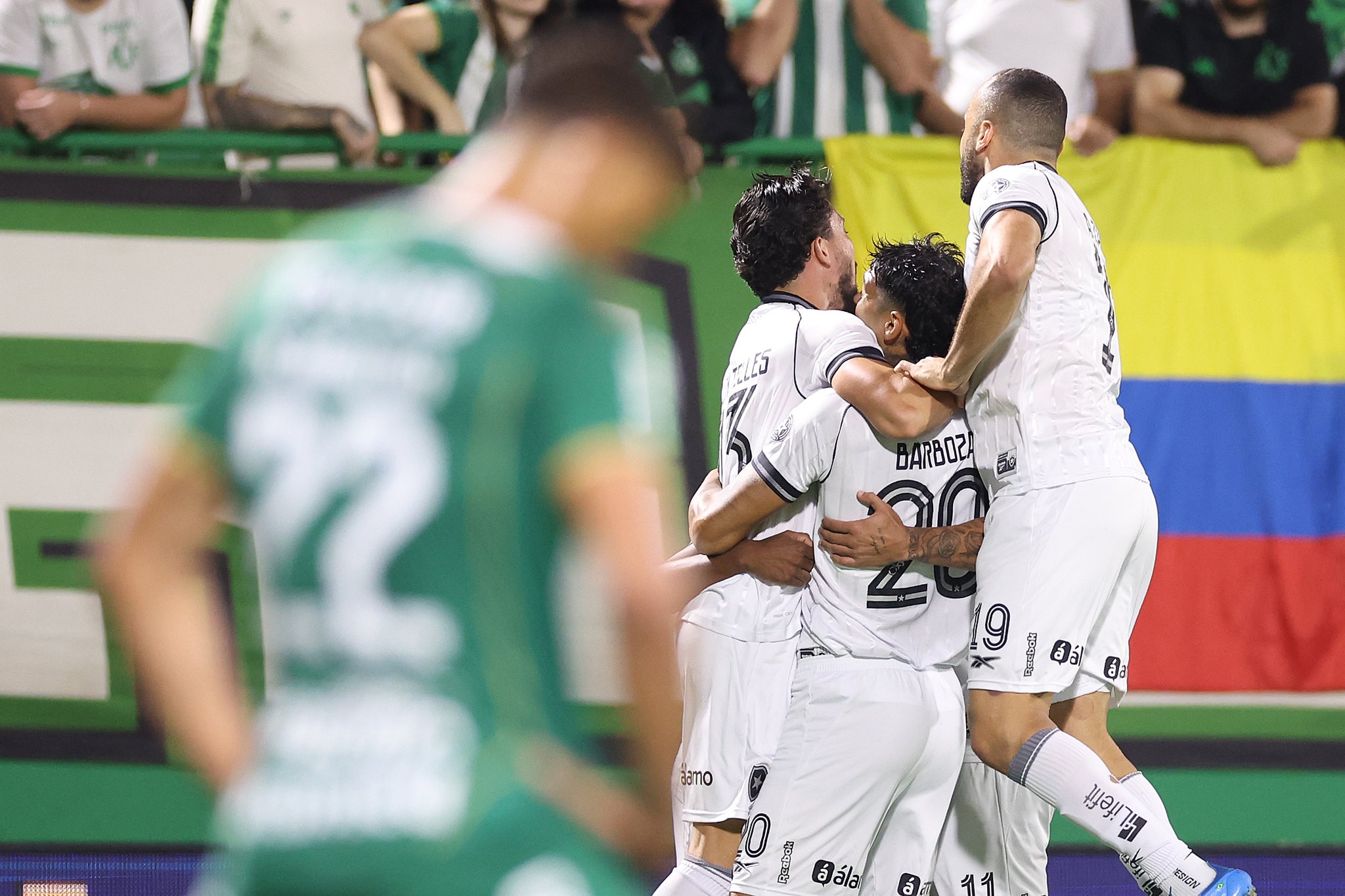 Botafogo pode explorar acertos em reencontro com a Chapecoense | Ge