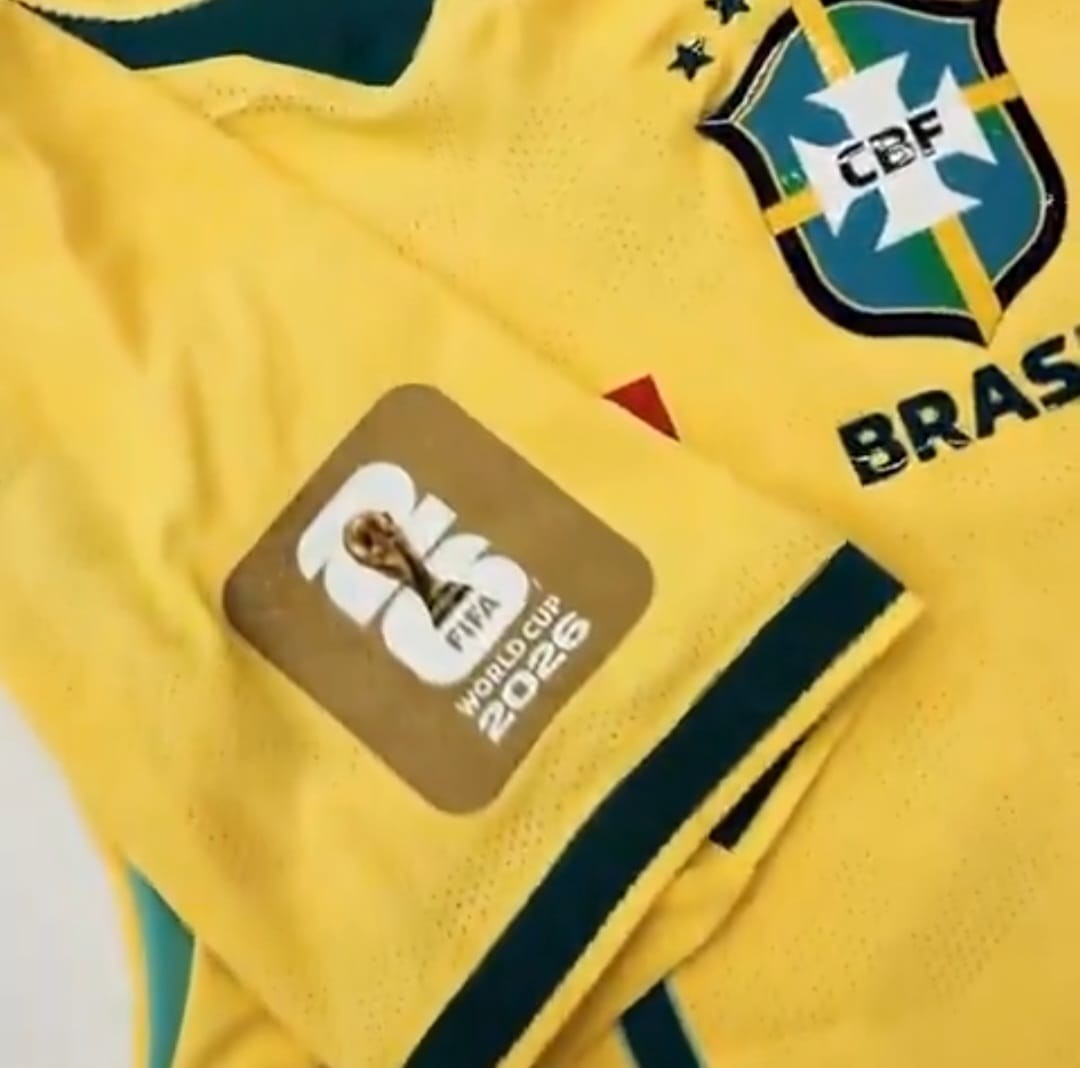Seleção estreia patch dourado em uniforme na Copa; entenda significado