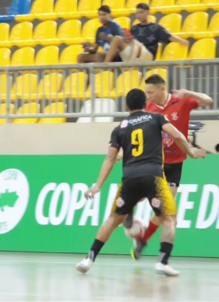 Na Copa Norte de Futsal, ala de time do Acre dá lambreta em rival e marca golaço; veja o vídeo