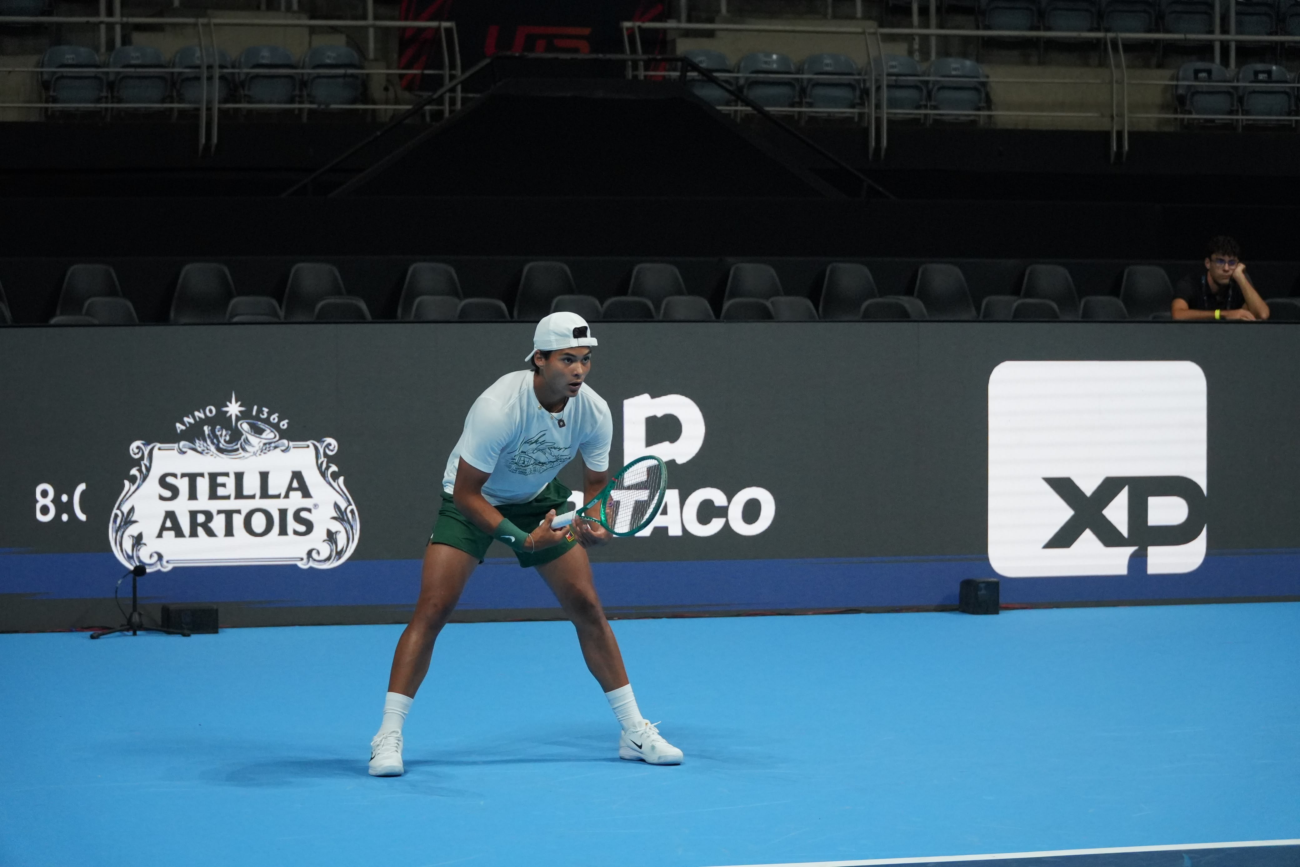 Guto Miguel derrota Nick Kyrgios em quinto quarto decisivo na estreia do UTS Rio