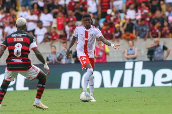 Inter rejeita proposta do Flamengo por Vitão: detalhes da negociação revelados
