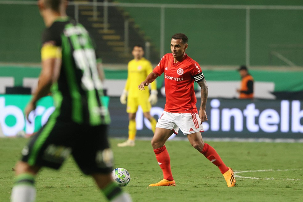 Atuações ENM: Alan Patrick é dono do jogo e Internacional vence o  Metropolitanos