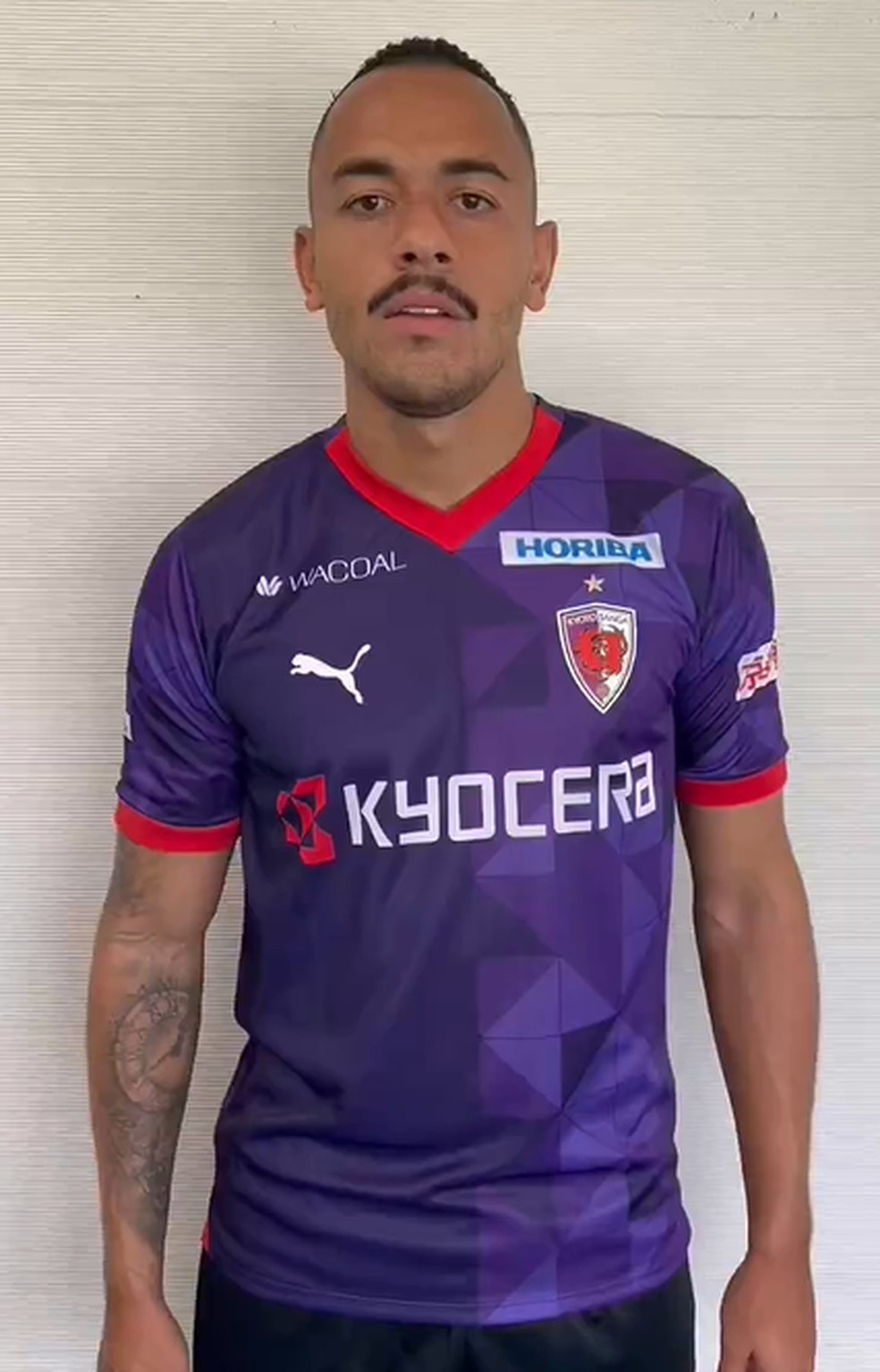 Rafael Papagaio pelo Kyoto Sanga, do Japão — Foto: Reprodução/ Kyoto Sanga