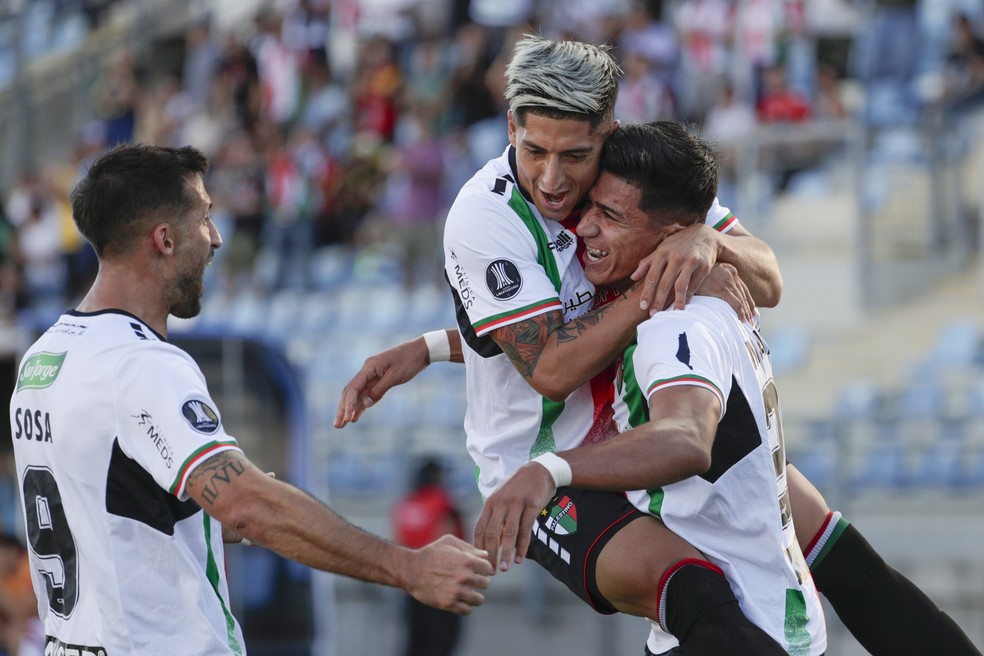 Marabel comemora gol do Palestino na pré-Libertadores