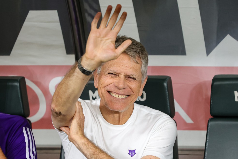 Paulo Autuori, Cruzeiro — Foto: Gilson Lobo/AGIF