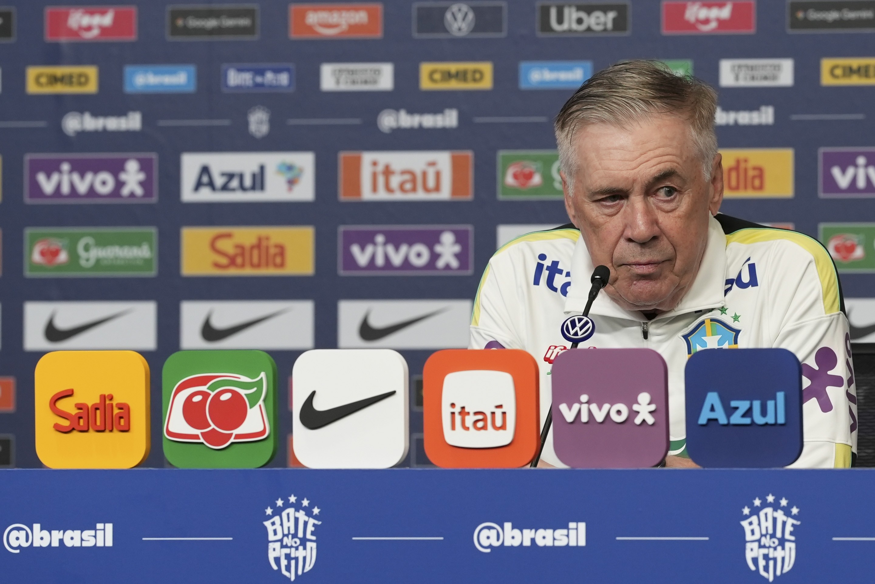 Ancelotti anuncia Paquetá e Igor Thiago em amistoso; Magalhães fora