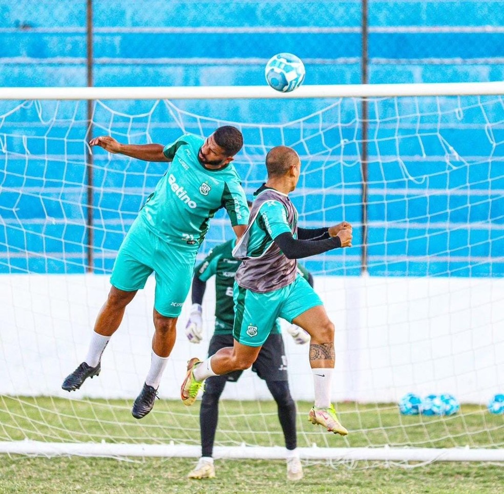 Yuri Mamute em treino pelo Nacional de Patos � Foto: �der Souza / Nacional de Patos
