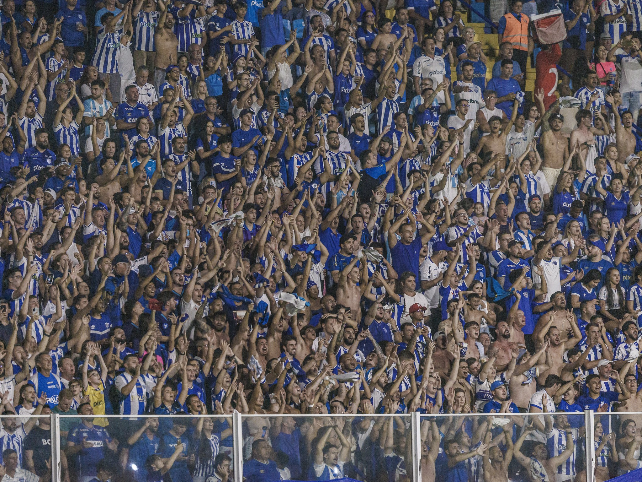 Avaí lança campanha: “Lugar de Sócio é na Ressacada!”