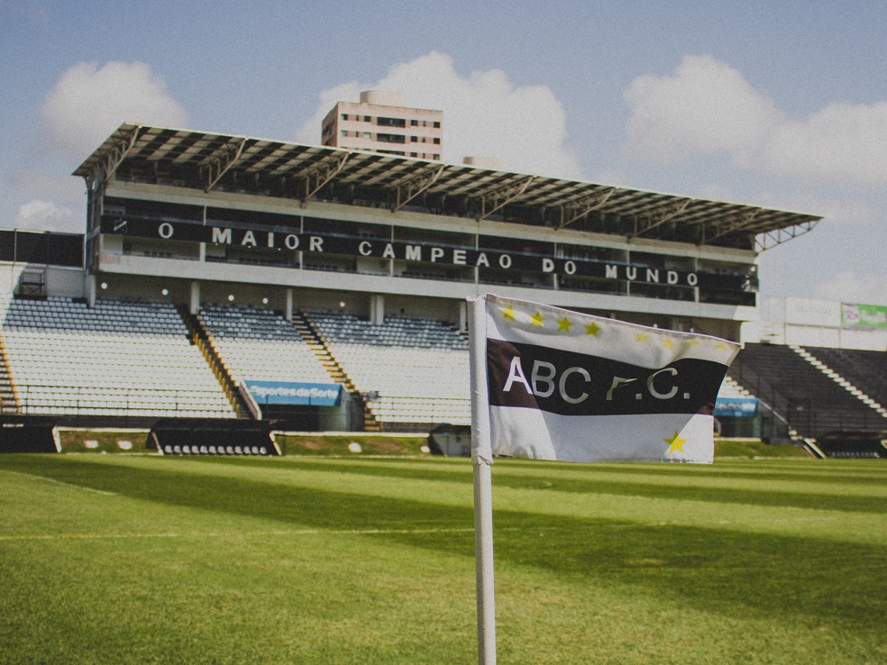 Estádio Frasqueirão recebe ABC x Maracanã — Foto: Rennê Carvalho/ABC