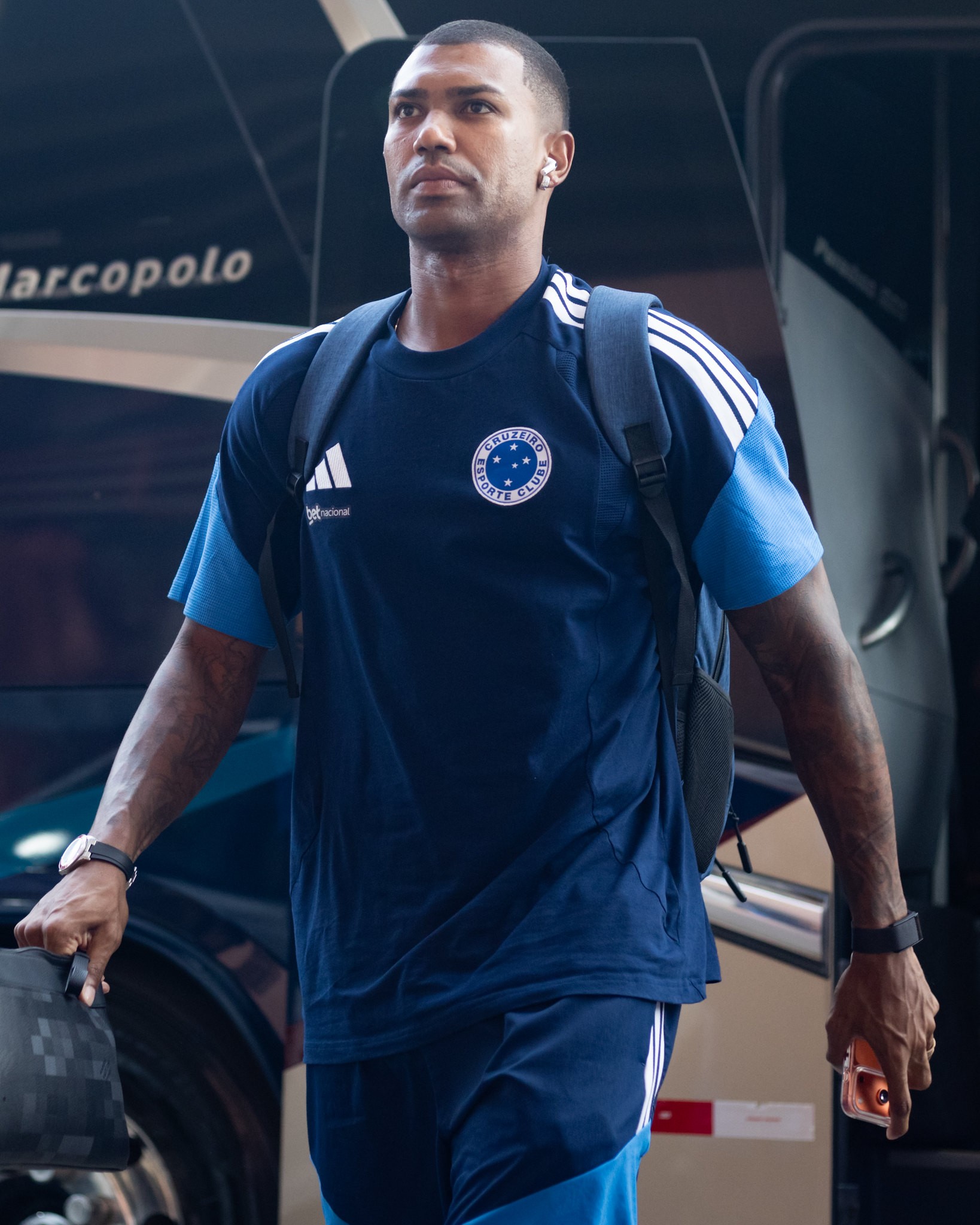 Saiba o que fez o Cruzeiro punir Walace na véspera da Libertadores | Ge