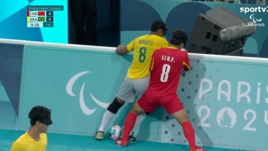 COM MARANHENSE EM QUADRA - Foto: (reprodução/sportv)