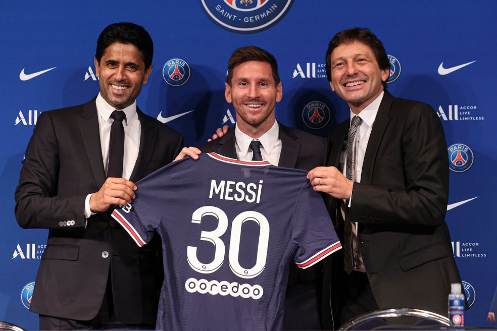 leonardo 🇾🇪 on X: e o prêmio de MENOR jogador do mundo vai parar Lionel  Messi  / X