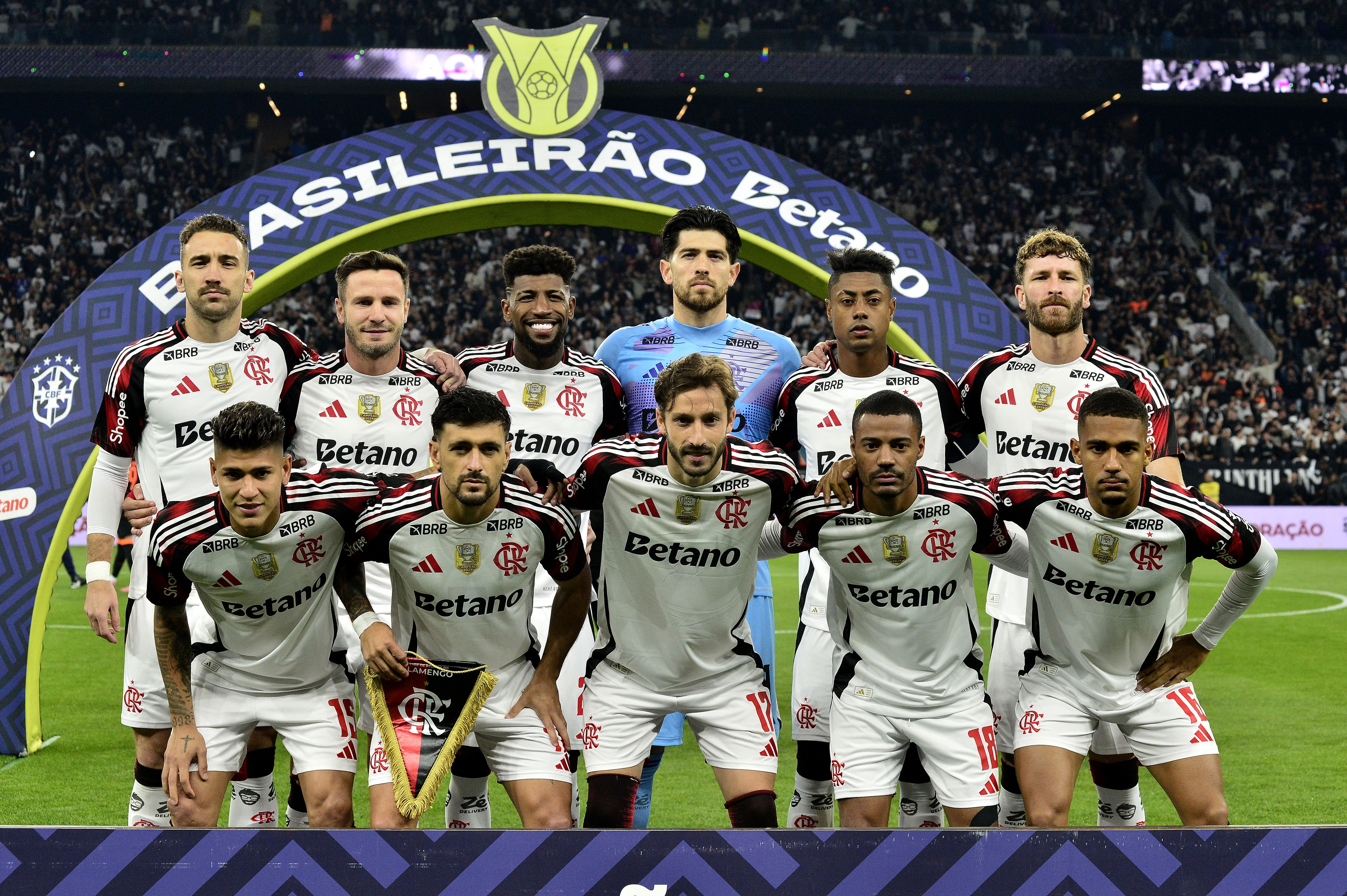 Análise: Os momentos em que o Flamengo tropeça na própria força