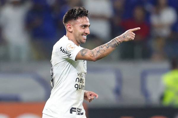 Santos observa situação de Gustavo Mosquito e planeja nova investida no Corinthians.