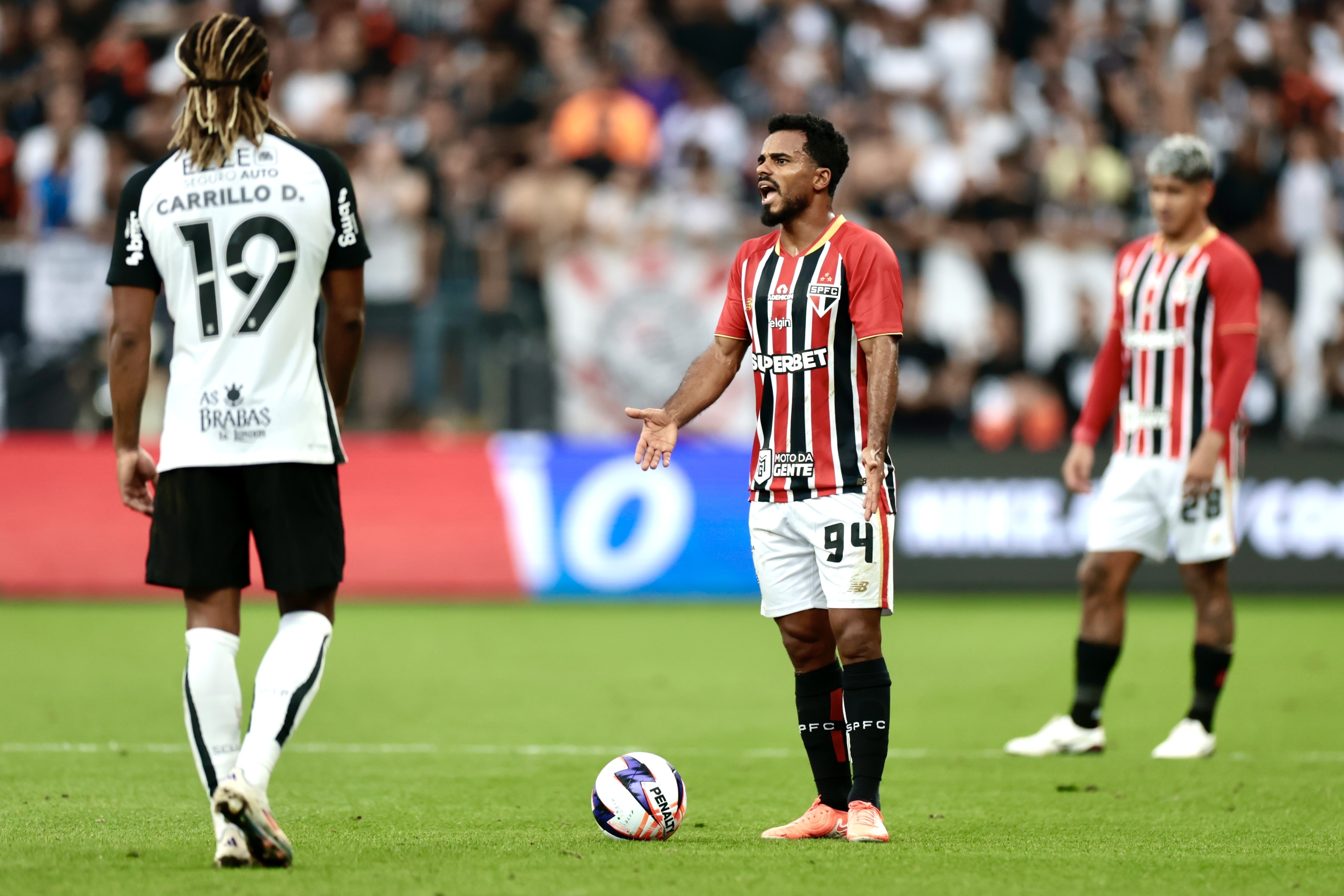 Corinthians 1 x 1 São Paulo: Empate nos acréscimos define clássico do Paulistão 2026